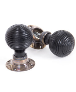 Beehive Knob Set