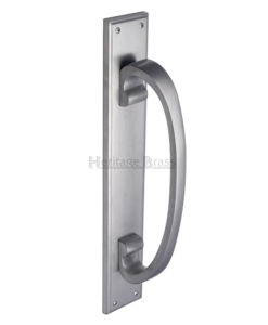 Pull Handle On Plate