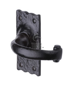 Colonial Door Handle