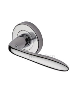 Sutton Door Handle On Round Rose
