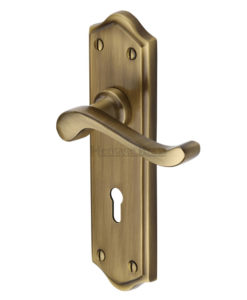Buckingham Door Handle