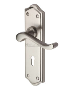 Buckingham Door Handle