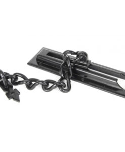 Black Door Chain