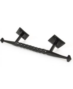 Small Black Robe Pull Handle