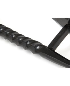 Small Black Robe Pull Handle